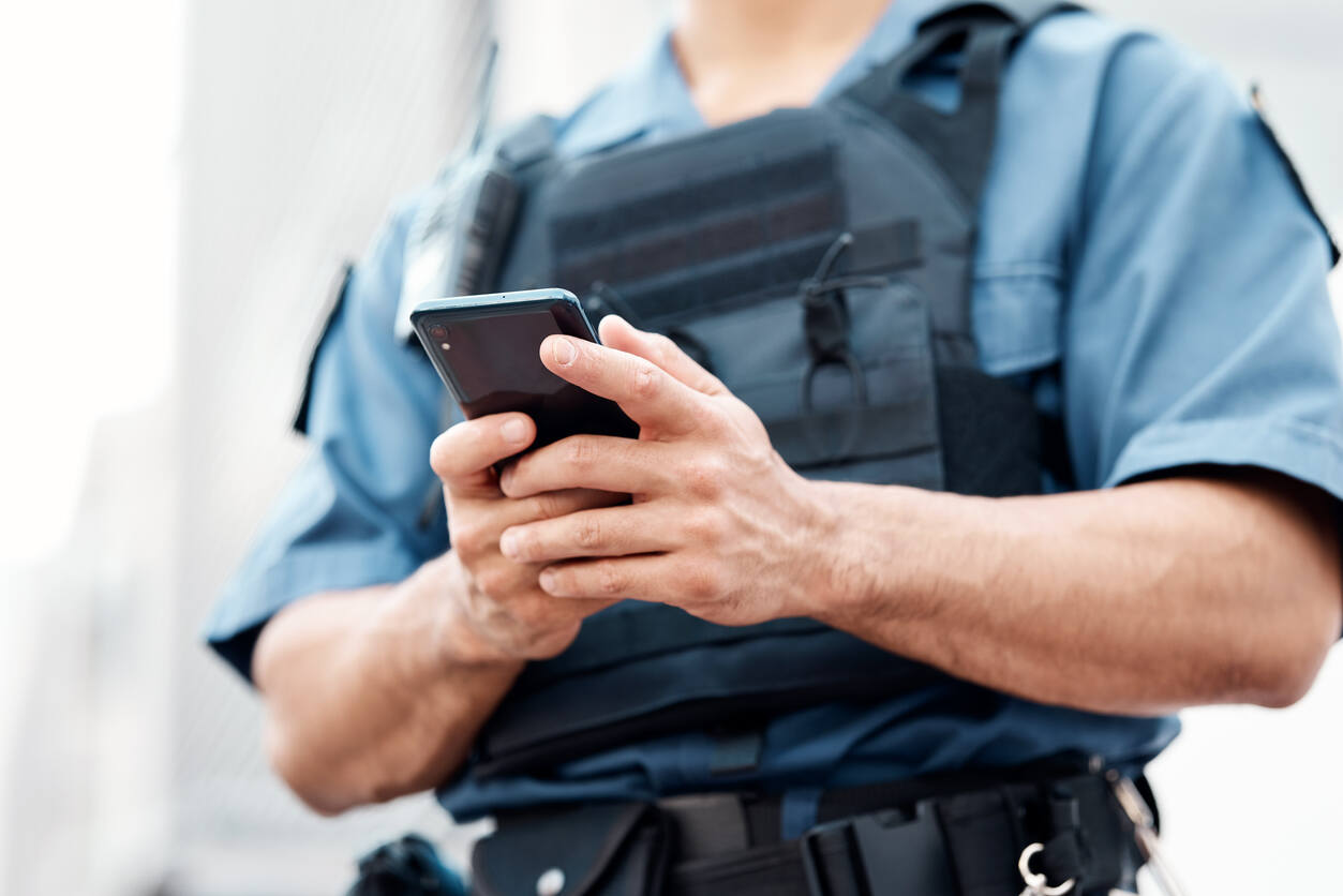 Your Cellphone Is Seized by Federal Law Enforcement